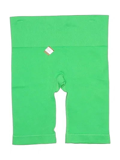 Pre-owned Primark Athletic Shorts In Green