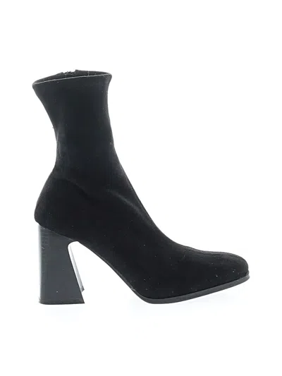 Pre-owned Primark Boots In Black