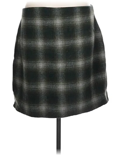 Pre-owned Primark Casual Skirt In Green