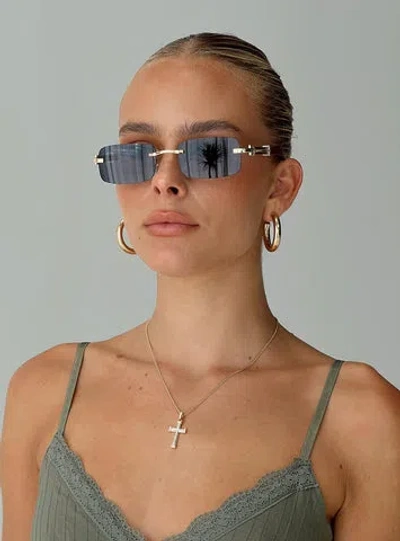 Princess Polly Arber Sunglasses In Black