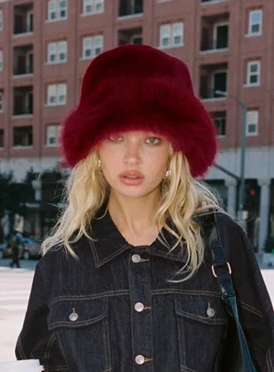 Princess Polly Avaah Fluffy Hat In Red