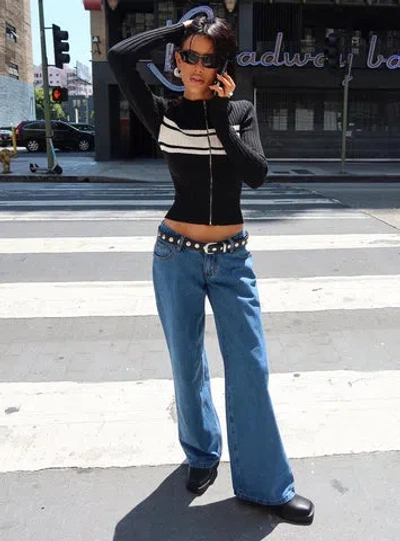 Princess Polly Highlands Low Rise Wide Leg Jeans Mid Blue Wash