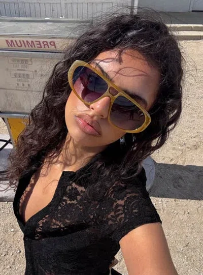 Princess Polly Irwin Sunglasses