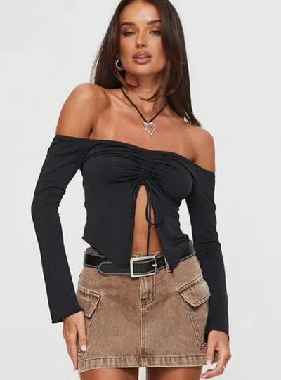Princess Polly Lower Impact Carradine Off The Shoulder Top In Black