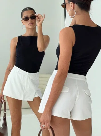 Princess Polly Lower Impact Deuce Split Skort In White