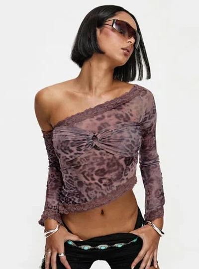 Princess Polly Lower Impact Empty Space Top In Leopard