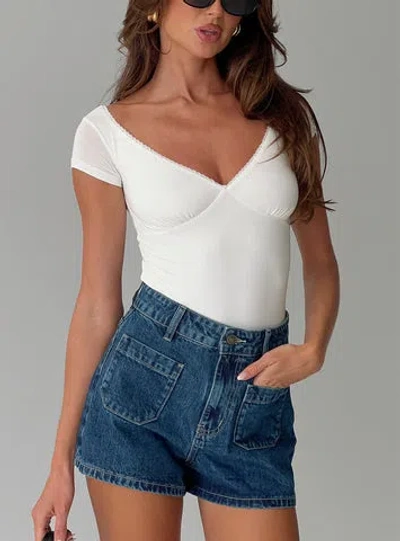 Princess Polly Lower Impact Loveydove Short Sleeve Bodysuit In White