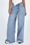 Princess Polly Mongo Baggy Jeans Light Wash