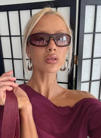 Princess Polly Rapp Sunglasses In Brown