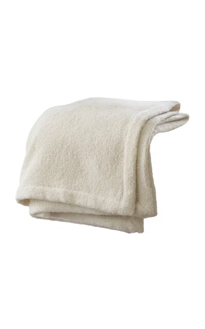 Principal’s Daughter Classic Bouclé Throw In White