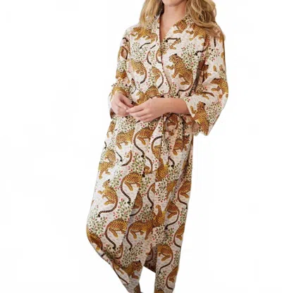 Printfresh Bagheera Leopard Robe In Blush In Animal Print