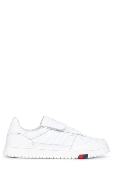 Pro Minimalist Low-top Sneakers With Sturdy Sole In White