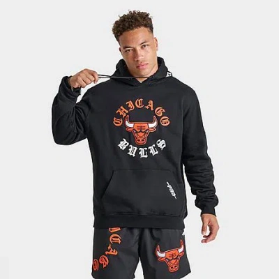 Pro Standard Men's Chicago Bulls Nba Old English Fleece Pullover Hoodie In Black