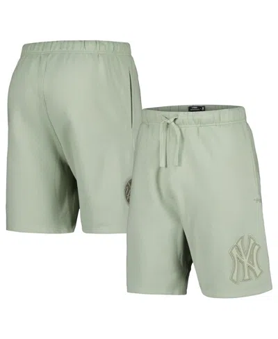 Pro Standard Mens New York Yankees  Yankees Neutral Fleece Shorts In Moss/moss