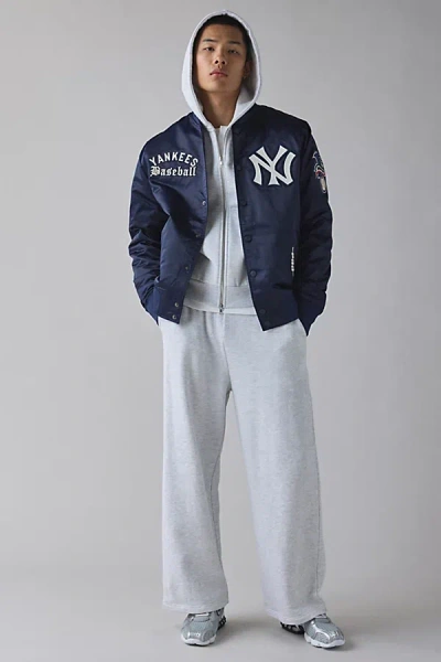 Pro Standard Mlb New York Yankees Satin Bomber Jacket In Navy, Men's At Urban Outfitters In Blue