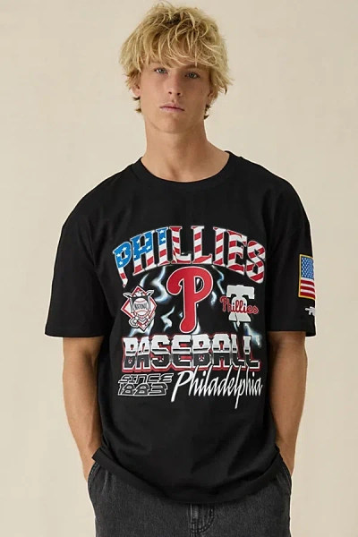 Pro Standard Mlb Philadelphia Phillies Victory Graphic Tee In Black, Men's At Urban Outfitters