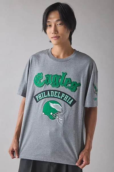Pro Standard Nfl Philadelphia Eagles Graphic Tee In Dark Grey, Men's At Urban Outfitters In Gray