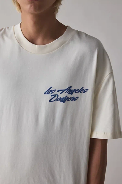 Pro Standard Uo Exclusive Mlb Los Angeles Dodgers Team Logo Graphic Tee In Cream, Men's At Urban Outfitters