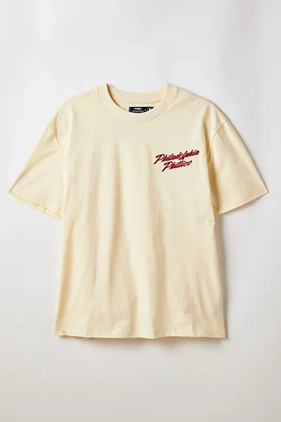 Pro Standard Uo Exclusive Mlb Philadelphia Phillies Team Logo Graphic Tee In Eggshell, Men's At Urban Outfitters