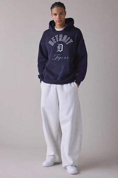 Pro Standard Uo Exclusive Mlb Team Logo Notched Collar Hoodie Sweatshirt In Detroit Tigers, Men's At Urban Outfit In Blue