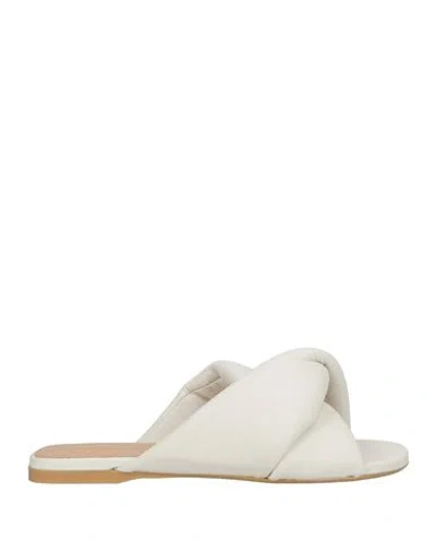Proenza Schouler Woman Sandals White Size 11 Leather