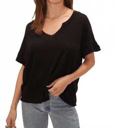 Project Social T Bronwyn Linen Blend Notch Tee In Black