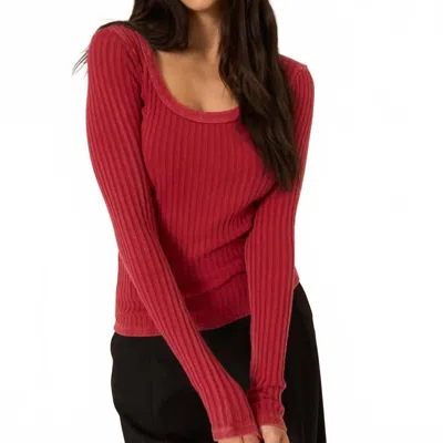 PROJECT SOCIAL T SCOOP WASHED RIB LONGSLEEVE TOP IN RED CURRANT