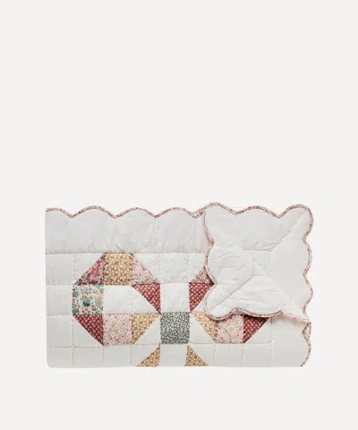 Projektityyny Bow Patchwork Quilt
