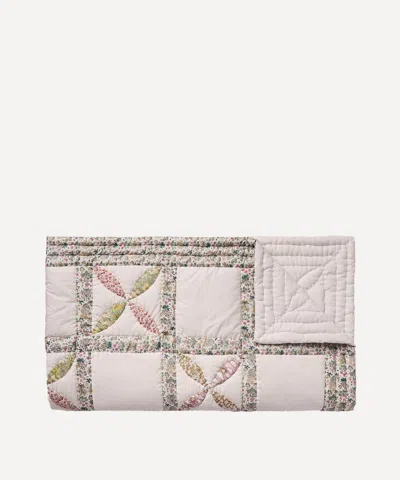 Projektityyny Lilja Liberty Print Patchwork Quilt