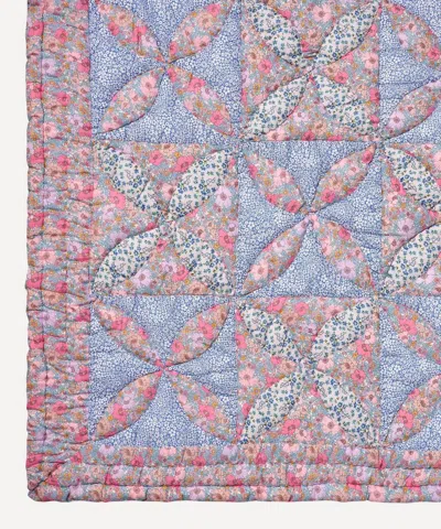 Projektityyny Neli Apila Liberty Print Patchwork Quilt In Multicoloured