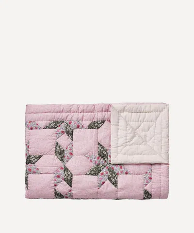Projektityyny Pihlaja Liberty Print Patchwork Quilt