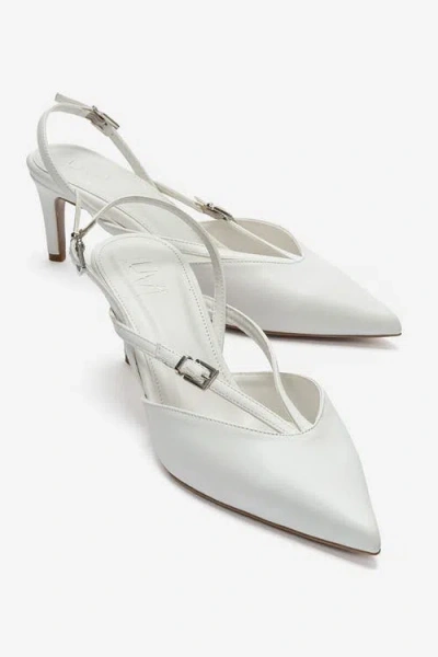 Prologue Shoes Armonia Stiletto Pump In White