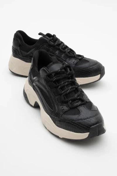 Prologue Shoes Bambi Printed Mesh Sneakers In Animal Print