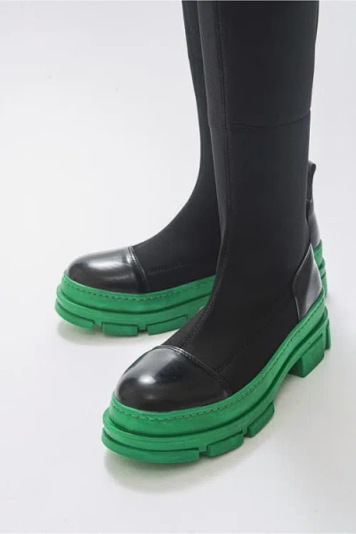 Prologue Shoes Bella Scuba Boot