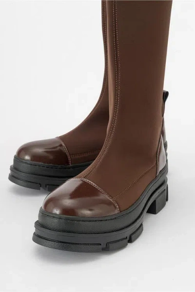 Prologue Shoes Bella Scuba Boot In Brown