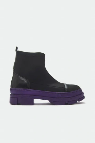 Prologue Shoes Bendis Scuba Boot In Multi