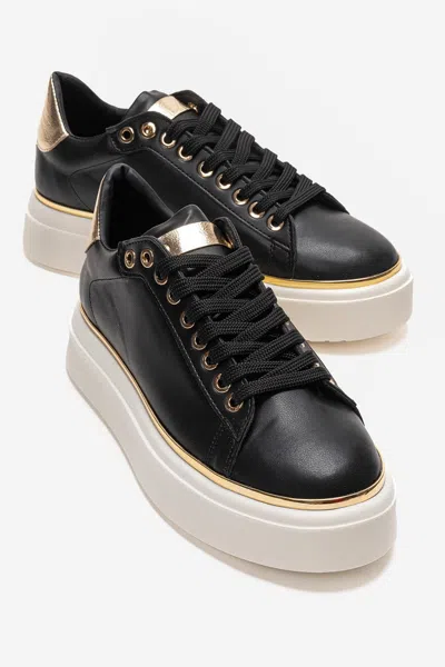 Prologue Shoes Borena Platform Sneaker In Black