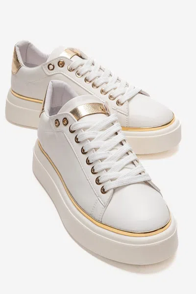 Prologue Shoes Borena Platform Sneaker In White