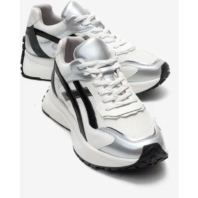 Prologue Shoes Calina Sneaker In White