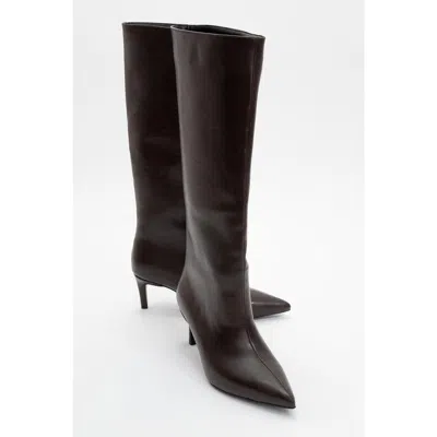 Prologue Shoes Cassandra High Heel Boot In Brown