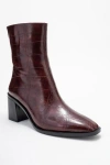 Prologue Shoes Chara Block Heel Ankle Boot In Burgundy