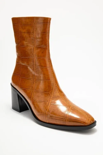 Prologue Shoes Chara Block Heel Ankle Boot In Brown