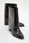 Prologue Shoes Ellas Chunky Heel Boot In Black