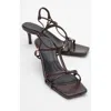 Prologue Shoes Gibson Stiletto Sandal In Burgundy