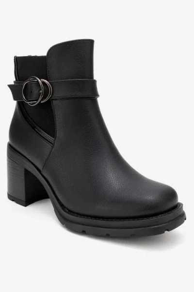 Prologue Shoes Heile Buckle Block Heel Boot In Black