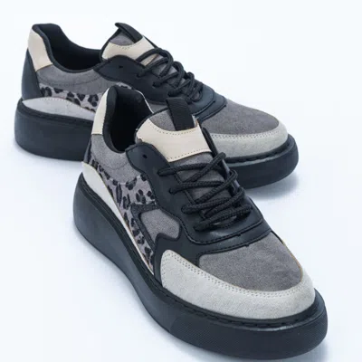 Prologue Shoes Ida Platform Fashion Sneakers In Black