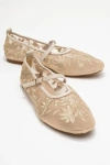 Prologue Shoes Juny Mesh Floral Embroidery Ballet Flat In Neutral