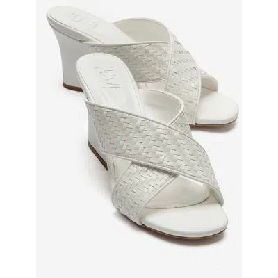 Prologue Shoes Lavean Cross Strap Wedge Sandal In White