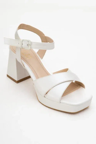 Prologue Shoes Lisbon Platform Block Heel Sandal In White
