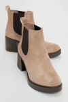 Prologue Shoes Loves Platform Chelsea Boot In Multi